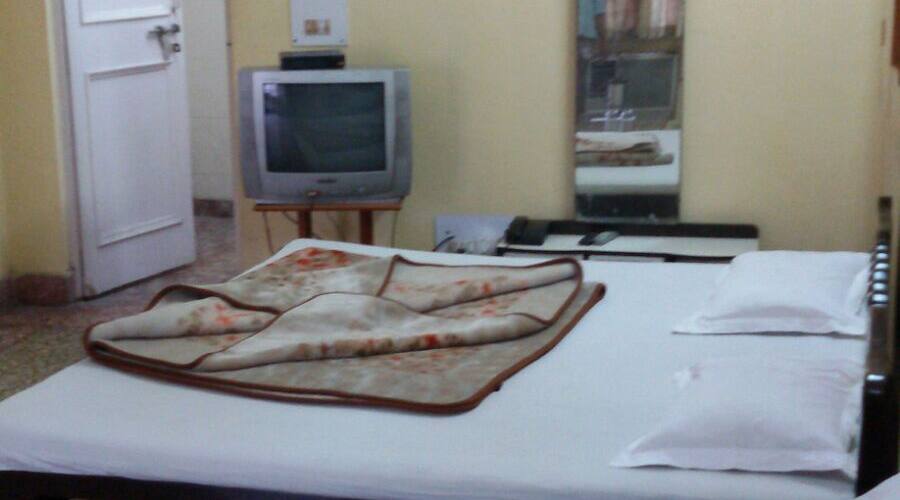 Hotel Vandana, Sagar 1